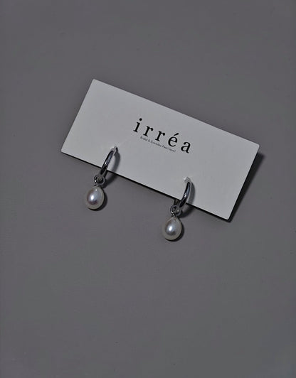Luna Pearl Hoops