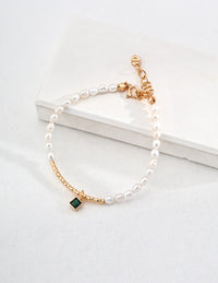 Petite Pearl Bracelet