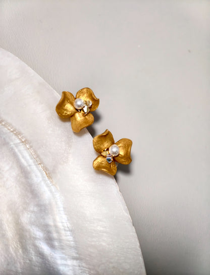 Little Jasmine In Gold