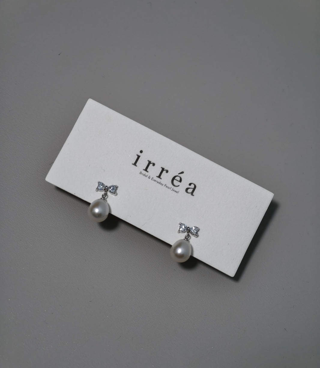 Bow Pearl Earrings