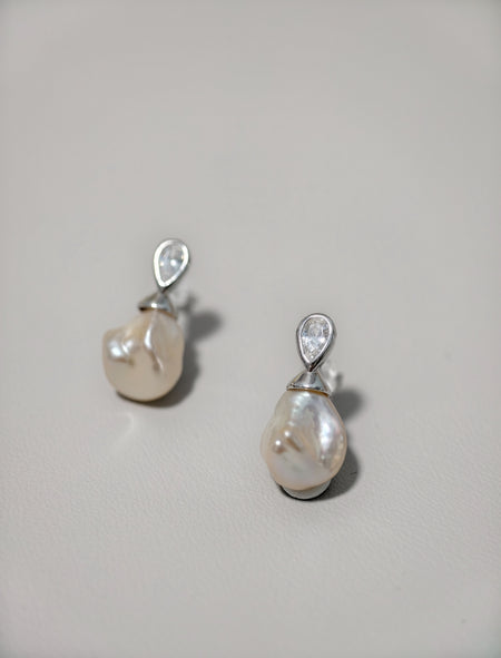 Teardrop Baroque Pearl Earrings