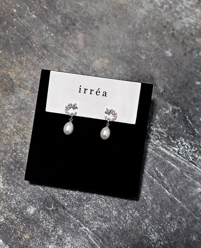 Luna Pearl Earrings