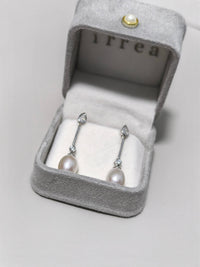 Clara Pearl Earrings