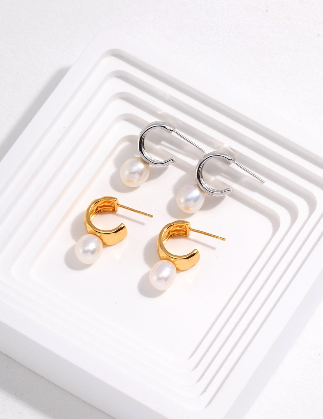 Minimalist Pearl Earrings