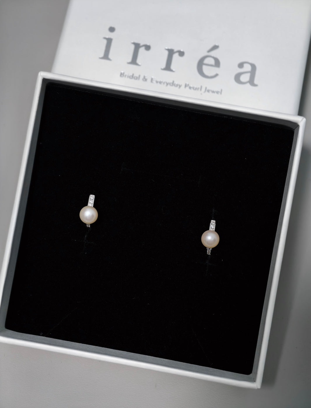 Axis Pearl Earrings