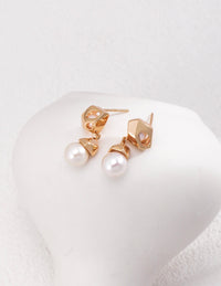 Geometric Pearl Earrings - Modern Elegance