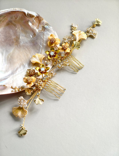 Aether Step-Shake Hair Pins