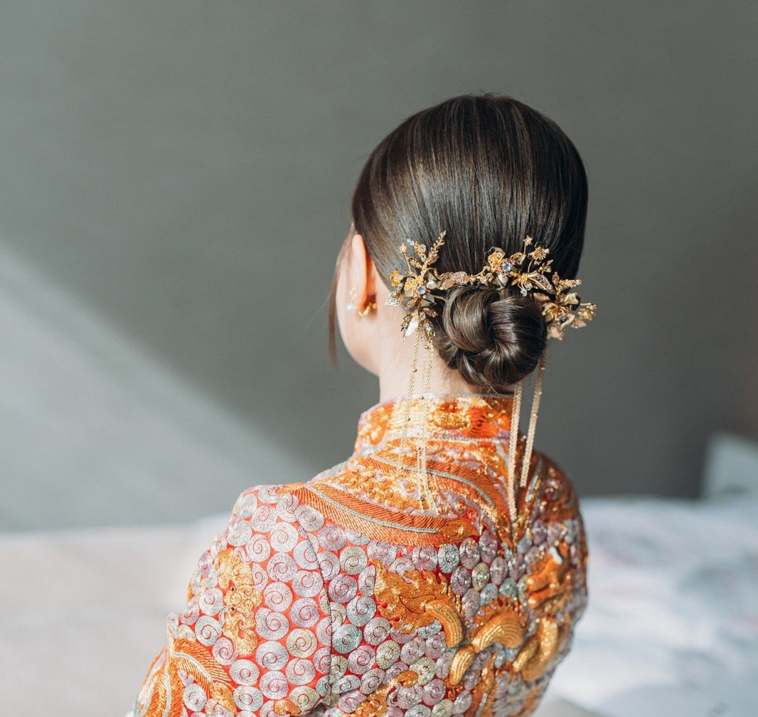 Golden Step-Shake Hair Pins