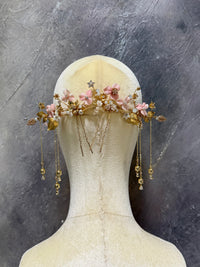 Enchanted Step-Shake Hair Pins