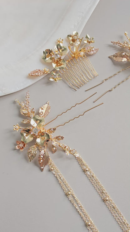 Golden Step-Shake Hair Pins